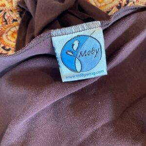 Dark brown plum Moby Wrap